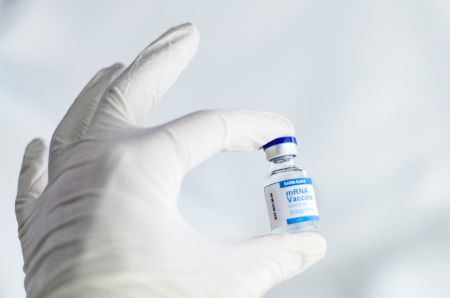 Ανεπιθύμητες ενέργειες των εμβολίων τεχνολογίας mRNA